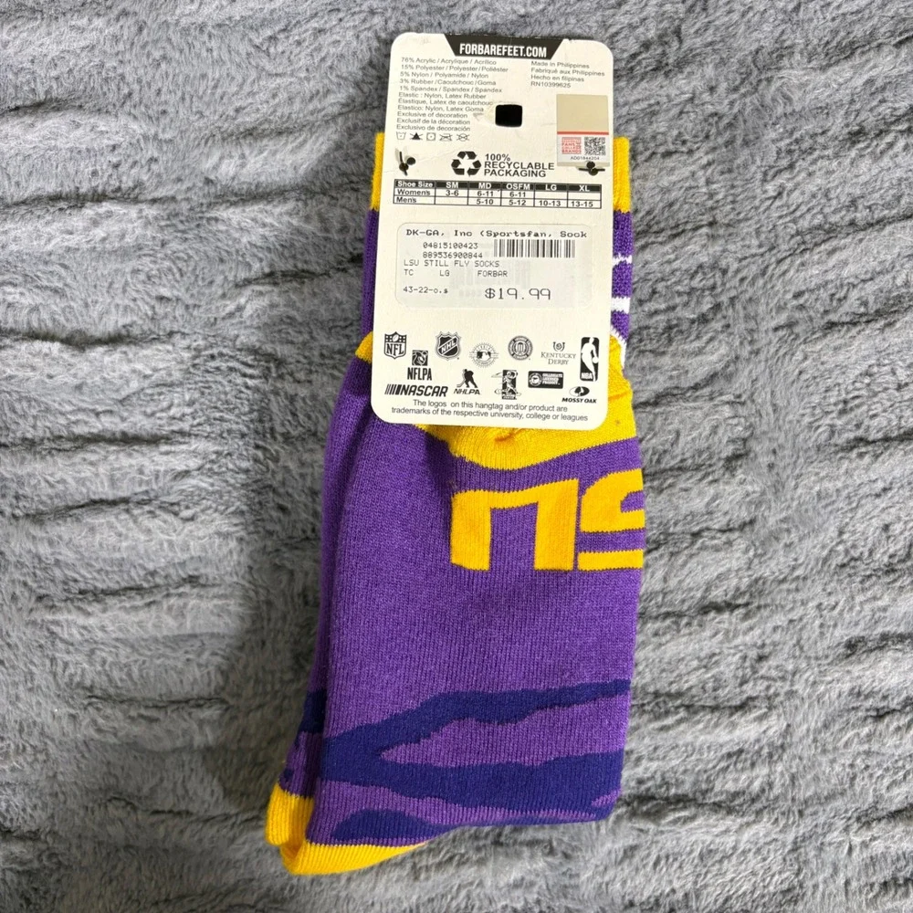 For Bare Feet LSU Tigers Still Fly Crew Socks Mens Large 10-13 Purple Gold NCAA
